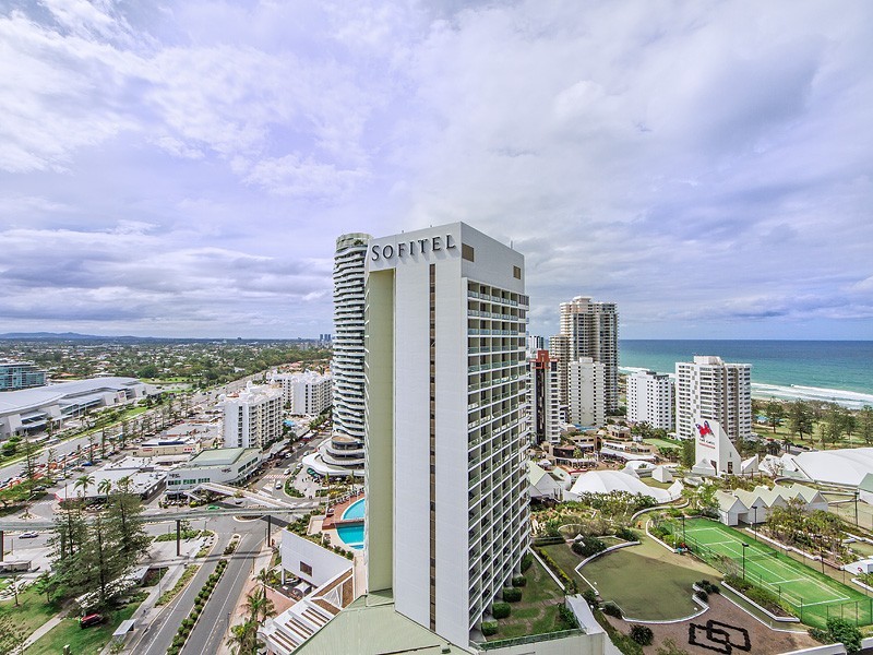 2-2003 ‘The Oracle’4 Charles Avenue, Broadbeach QLD 4218
