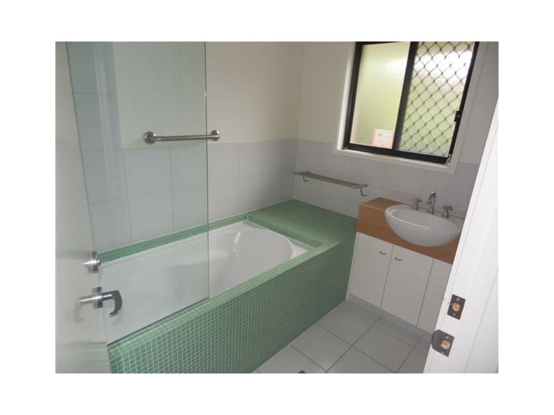 119 Campbell Street, Bundall QLD 4217