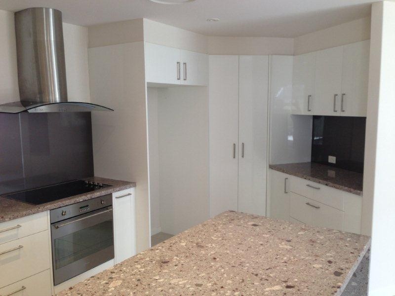 8001A Vista Drive, Benowa QLD 4217