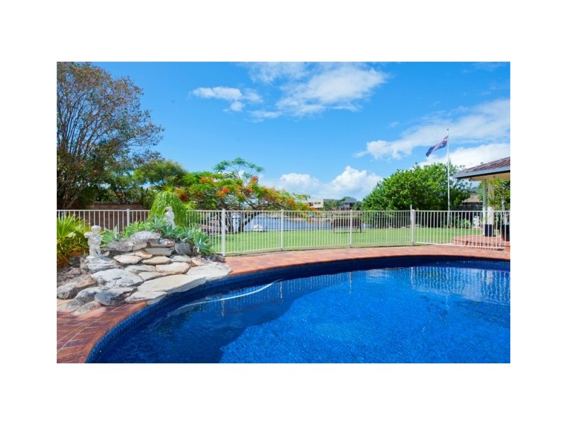 Sorrento QLD 4217