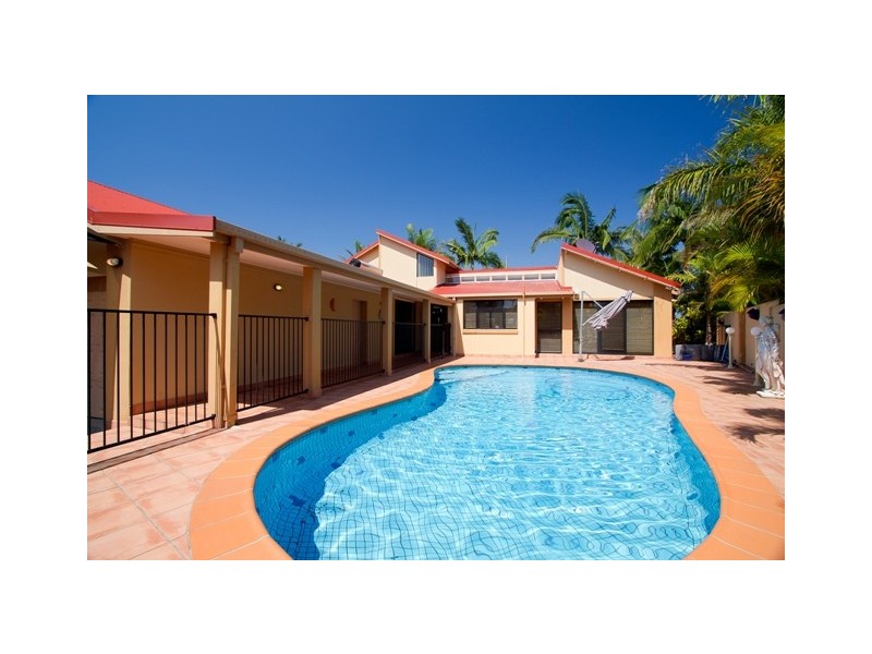 48 Blair Athol Crescent, Sorrento QLD 4217