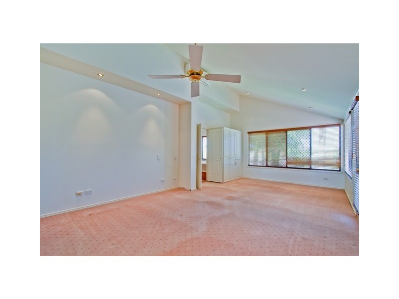 48 Blair Athol Crescent, Sorrento QLD 4217