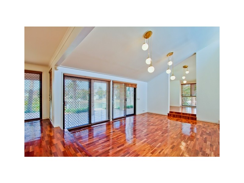 48 Blair Athol Crescent, Sorrento QLD 4217