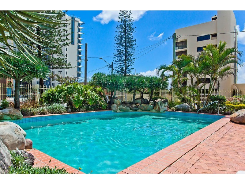 903 ‘Surfers Beachside’ 10 Vista Street, Surfers Paradise QLD 4217