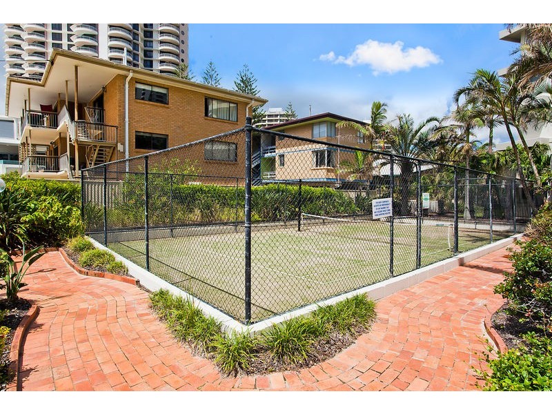 903 ‘Surfers Beachside’ 10 Vista Street, Surfers Paradise QLD 4217
