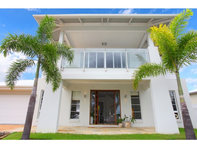 74 Observatory Drive, Reedy Creek QLD 4227