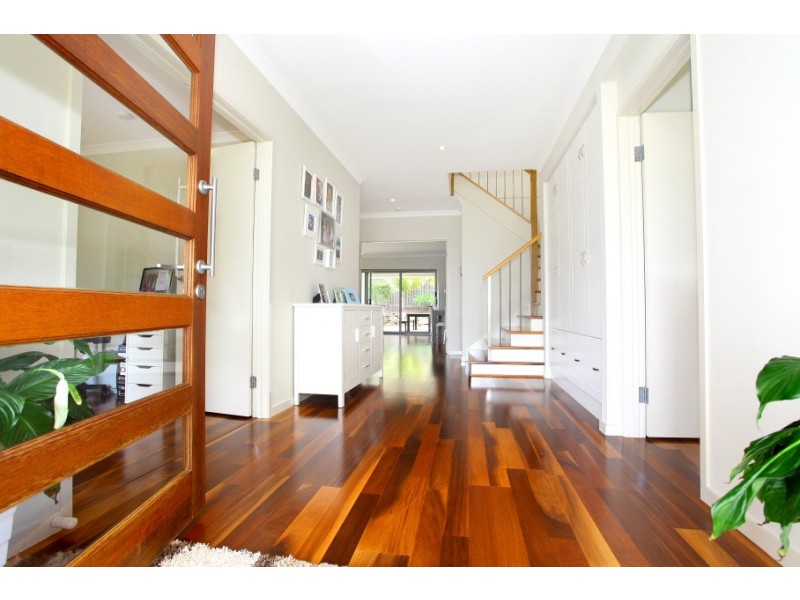 74 Observatory Drive, Reedy Creek QLD 4227