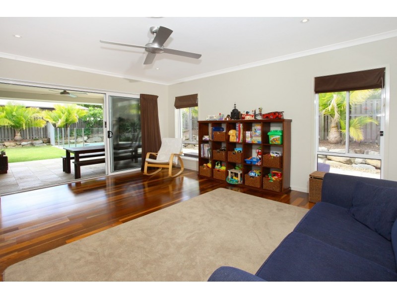 74 Observatory Drive, Reedy Creek QLD 4227
