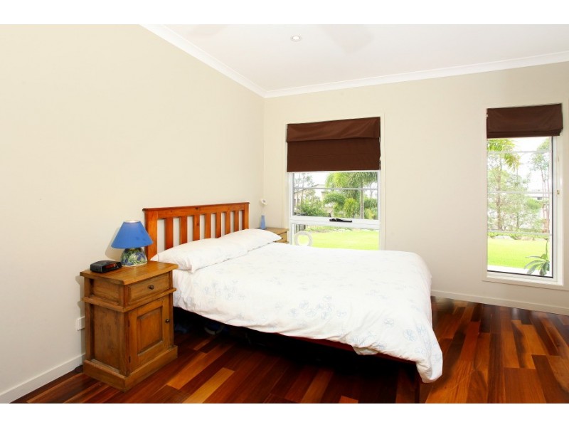 74 Observatory Drive, Reedy Creek QLD 4227
