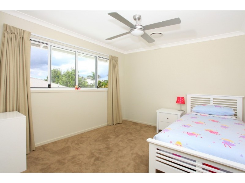 74 Observatory Drive, Reedy Creek QLD 4227