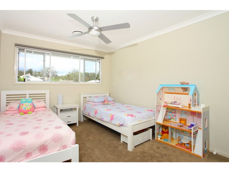 74 Observatory Drive, Reedy Creek QLD 4227