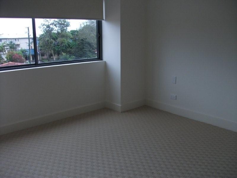 10/508 Marine Parade, Biggera Waters QLD 4216