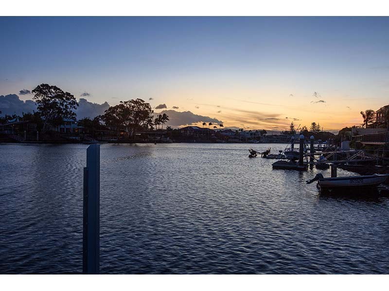 88 Amalfi Drive, Isle Of Capri QLD 4217