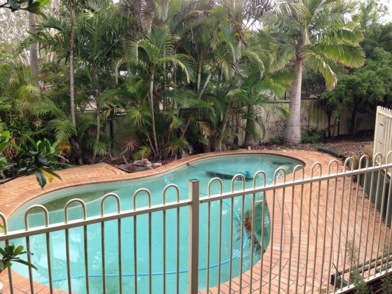 14 Hindmarsh Court, Robina QLD 4226