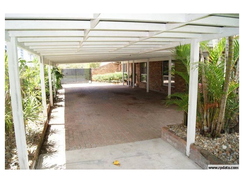 15 Jade Stone Court, Carrara QLD 4211