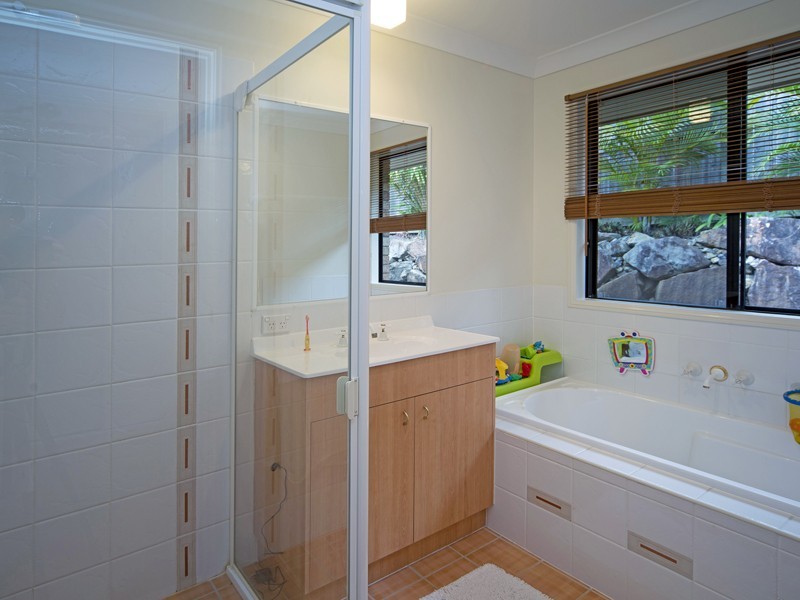 18 Jacob Court, Upper Coomera QLD 4209