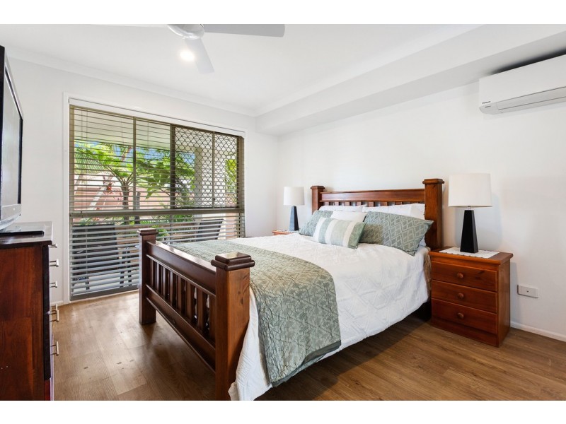 108 Harrier Drive, Burleigh Waters QLD 4220