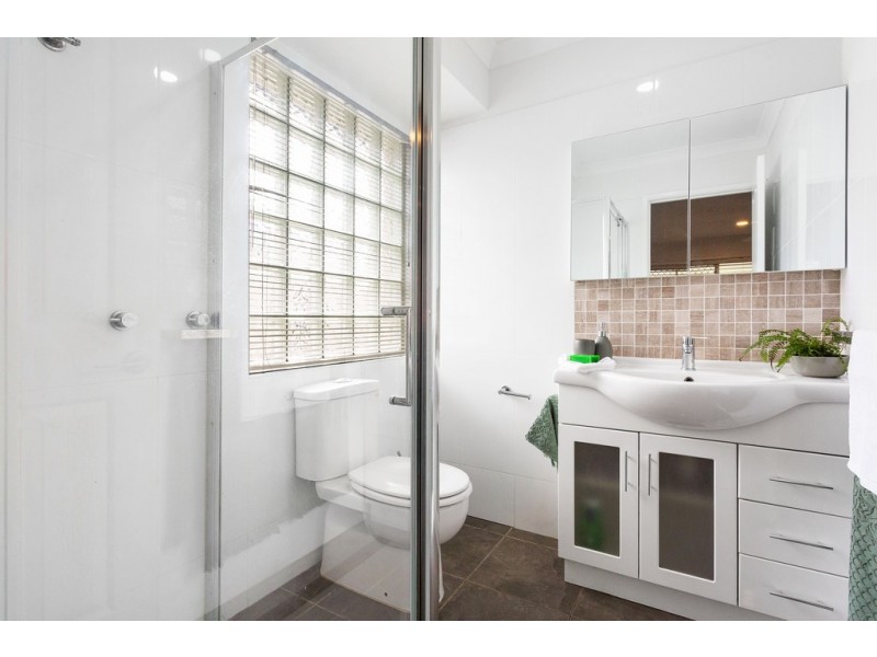 108 Harrier Drive, Burleigh Waters QLD 4220