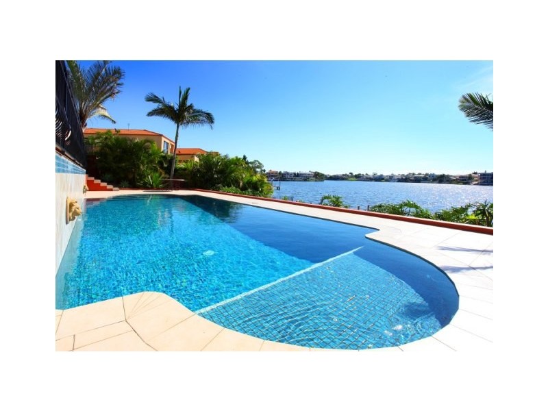 21 Clear Water Bay Avenue, Clear Island Waters QLD 4226