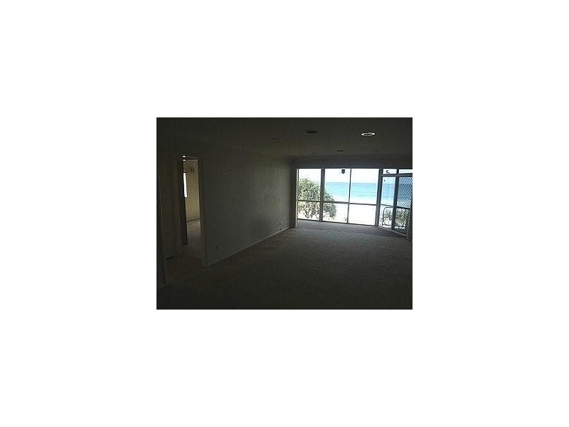 3/2a Twenty First Avenue, Palm Beach QLD 4221