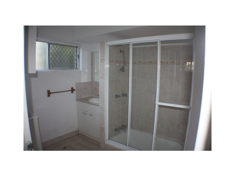 2/59 Bayview St, Runaway Bay QLD 4216