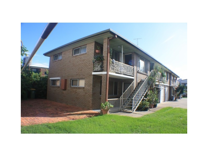 2/59 Bayview St, Runaway Bay QLD 4216