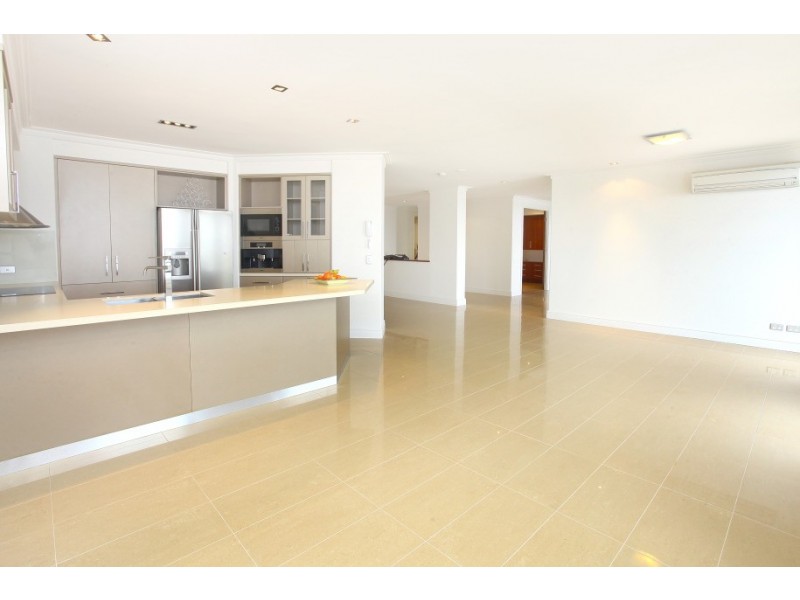 74 ‘Porto Bellago’ 3030 The Boulevard, Carrara QLD 4211