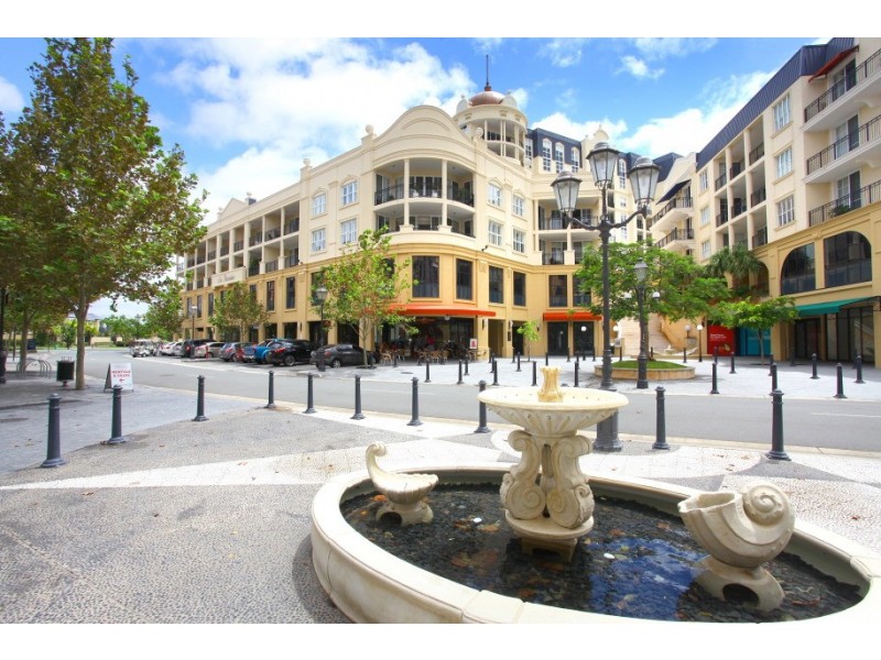 74 ‘Porto Bellago’ 3030 The Boulevard, Carrara QLD 4211