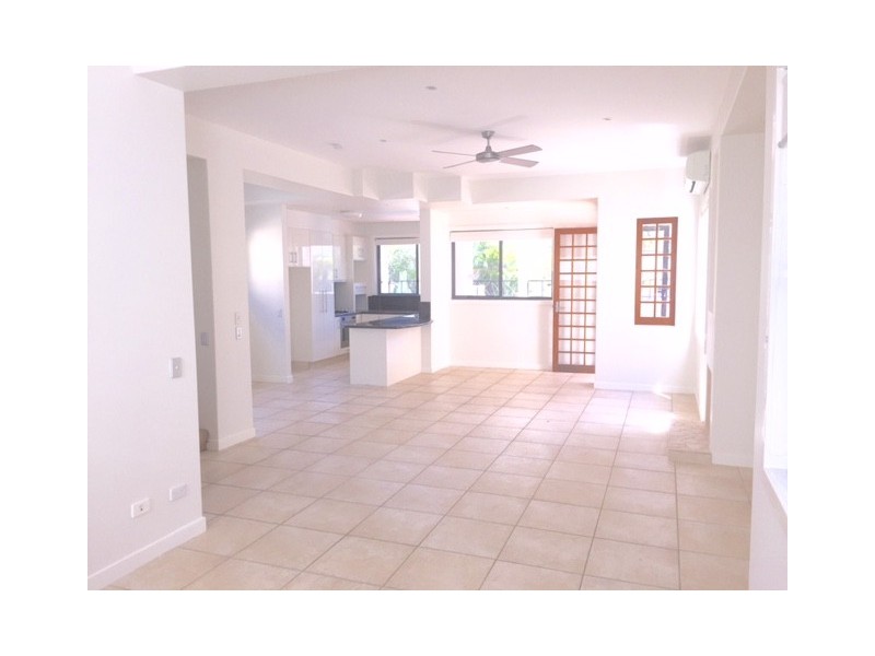 1/18 Frederick Street, Surfers Paradise QLD 4217