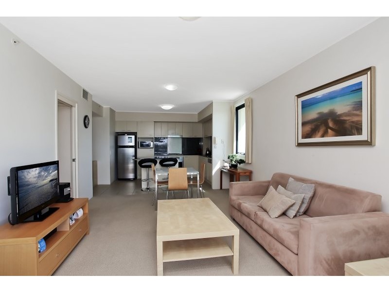 402 ‘Broadbeach on the Park’ 2685 Gold Coast Hwy, Broadbeach QLD 4218