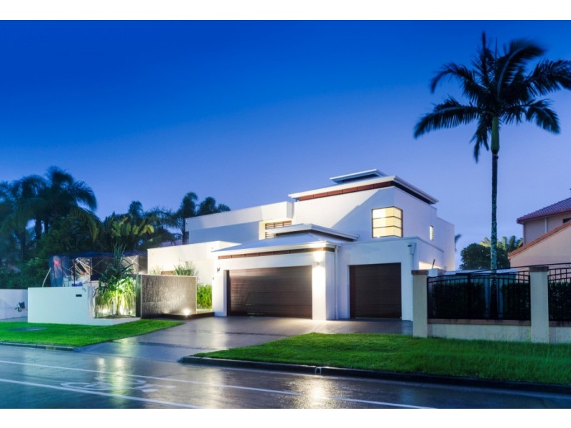 373 Benowa Road, Benowa Waters QLD 4217