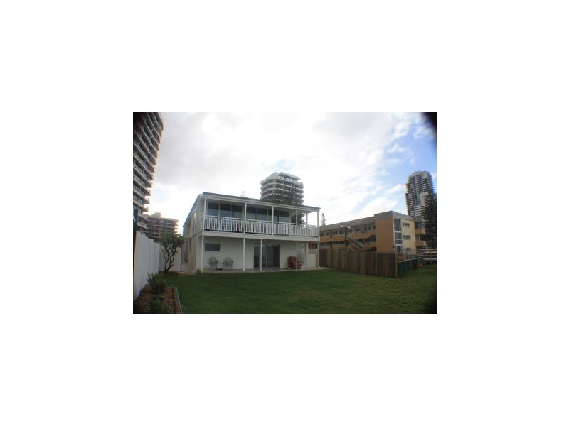 3A/2 Wharf Rd, Surfers Paradise QLD 4217