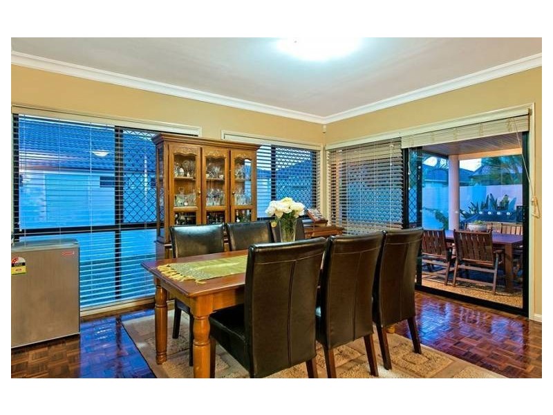 58 Sir Bruce Small Boulevard, Benowa Waters QLD 4217