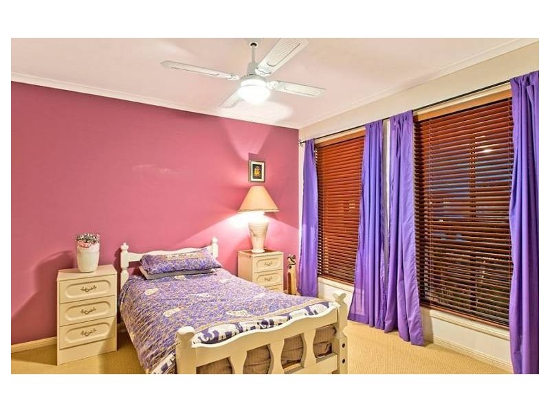 58 Sir Bruce Small Boulevard, Benowa Waters QLD 4217