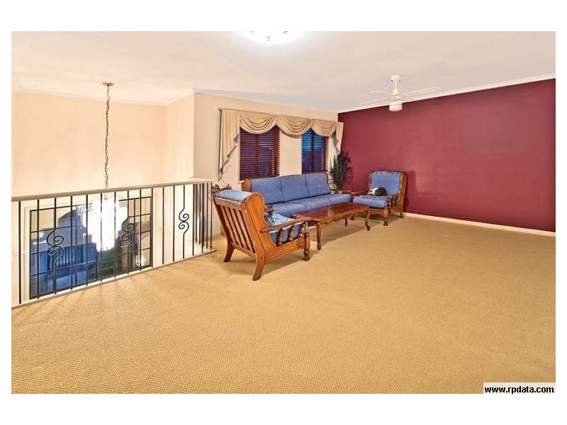 58 Sir Bruce Small Boulevard, Benowa Waters QLD 4217