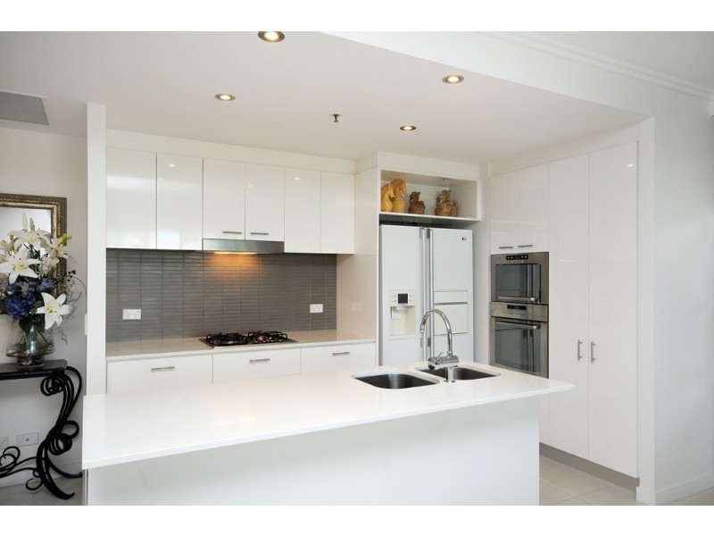 1404 ‘Freshwater Point’ 33 T E Peters Drive, Broadbeach QLD 4218