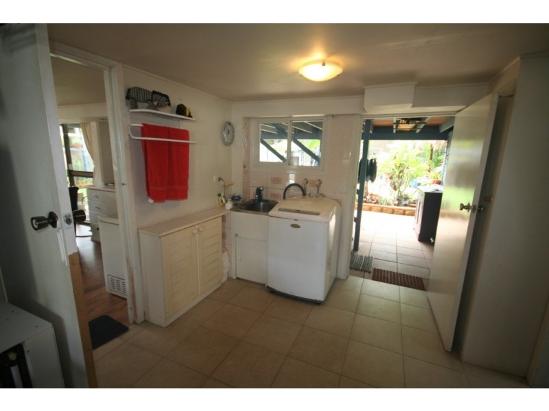 9 Mentone Avenue, Bundall QLD 4217