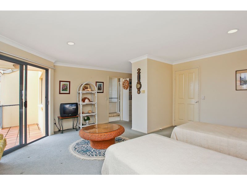 Villa 1 ‘Ashton’ Rhode Island, 125 Santa Cruz Boulevard, Clear Island Waters QLD 4226