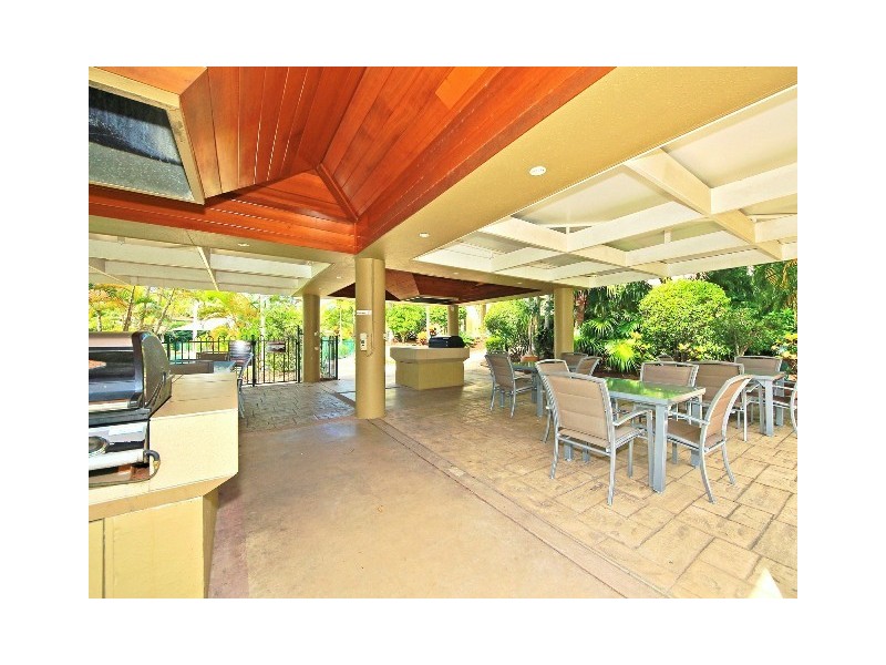 Villa 1 ‘Ashton’ Rhode Island, 125 Santa Cruz Boulevard, Clear Island Waters QLD 4226