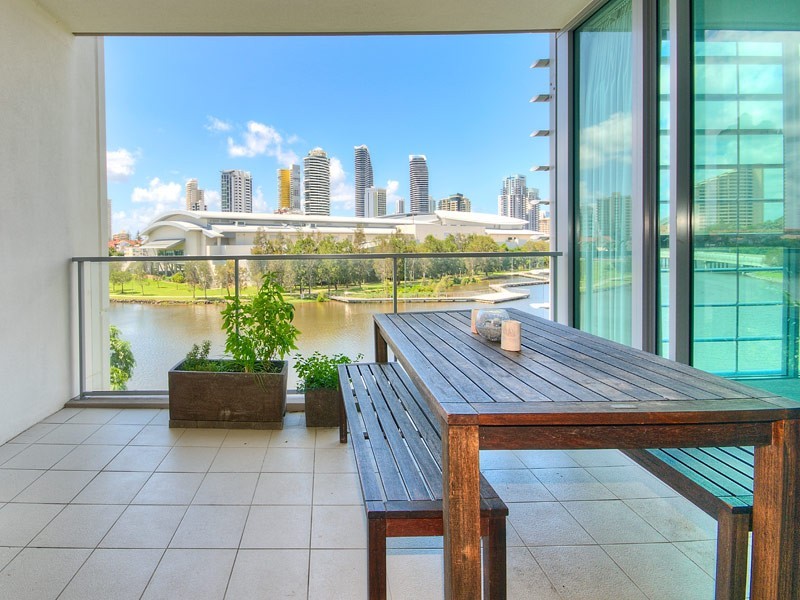 1205 ‘Freshwater Point’ 33 TE Peters Drive, Broadbeach Waters QLD 4218