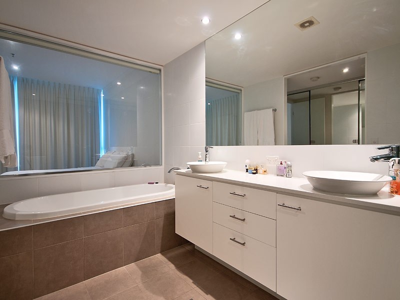 1205 ‘Freshwater Point’ 33 TE Peters Drive, Broadbeach Waters QLD 4218