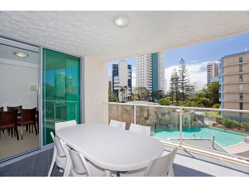 207 ‘Wings’ 18 Fern Street, Surfers Paradise QLD 4217