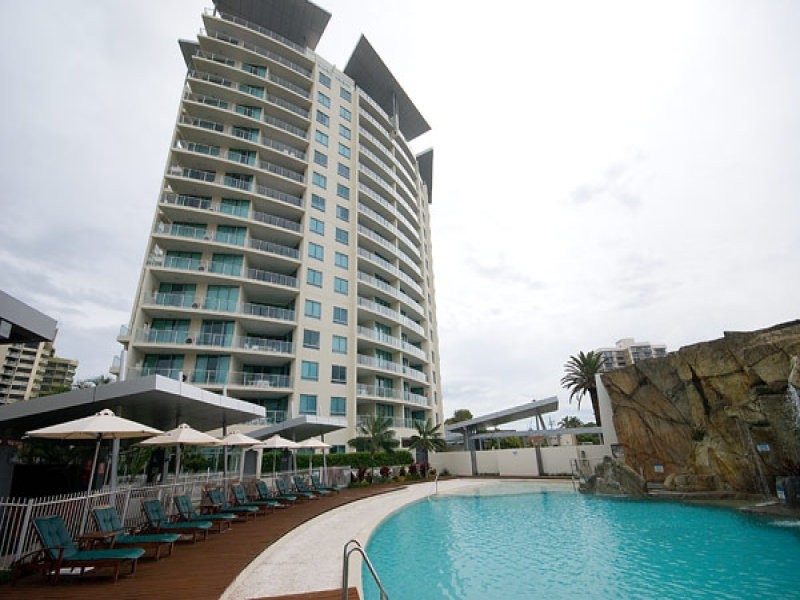 207 ‘Wings’ 18 Fern Street, Surfers Paradise QLD 4217