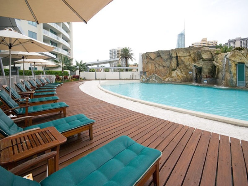 207 ‘Wings’ 18 Fern Street, Surfers Paradise QLD 4217