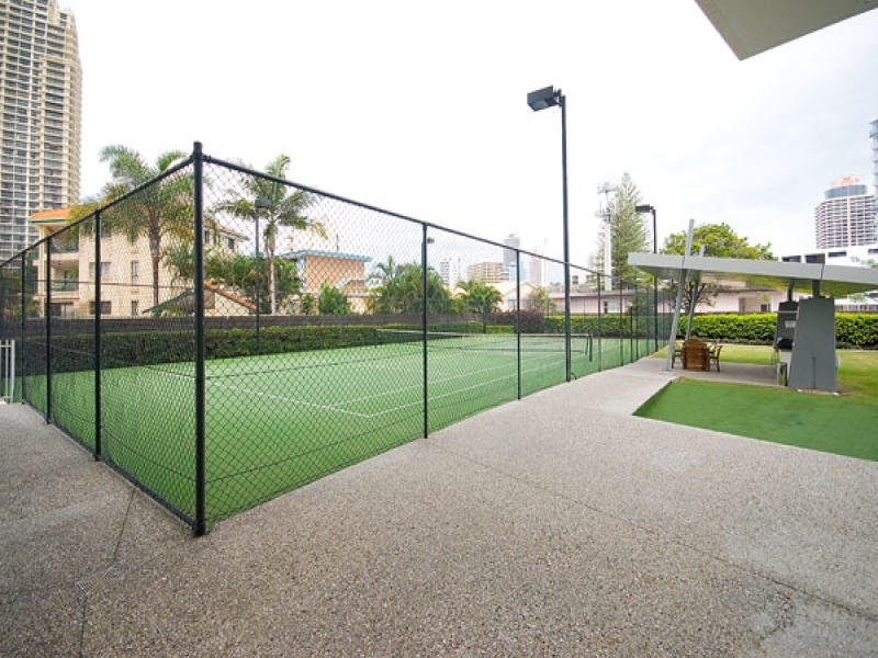 207 ‘Wings’ 18 Fern Street, Surfers Paradise QLD 4217