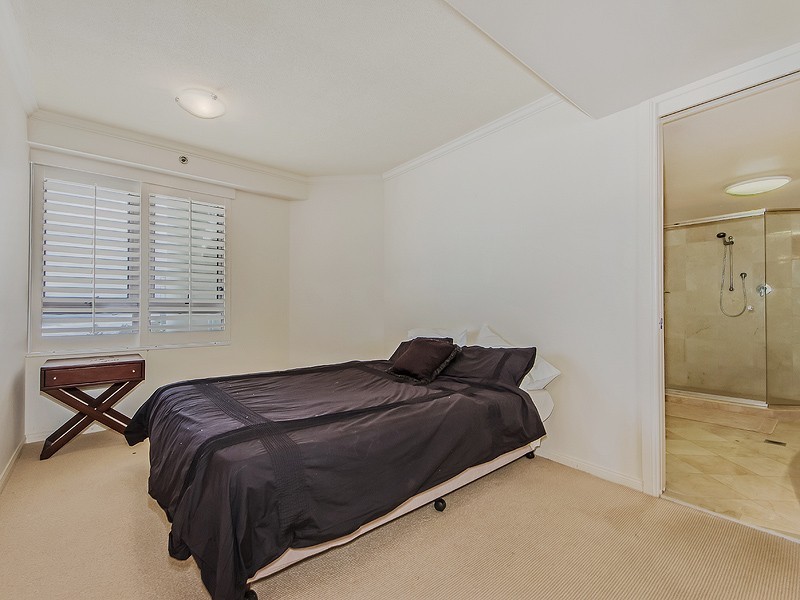 13C ‘La Sabbia’ 74 Old Burleigh Road, Surfers Paradise QLD 4217