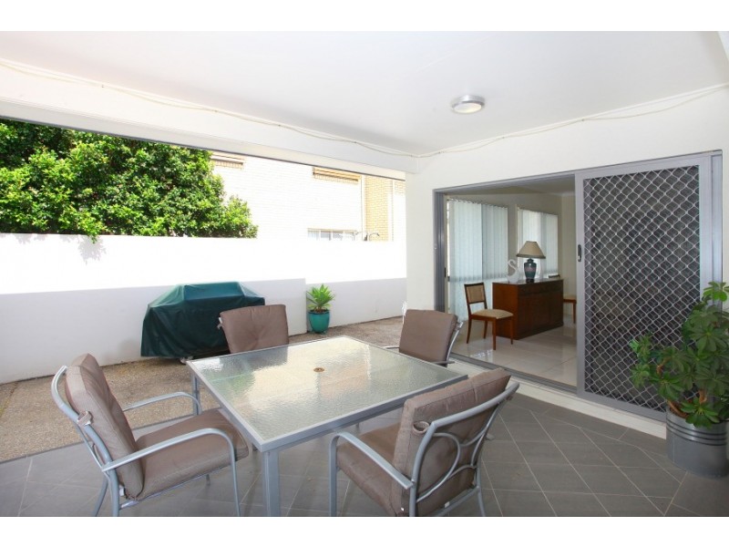 1/18 Heights Drive, Robina QLD 4226