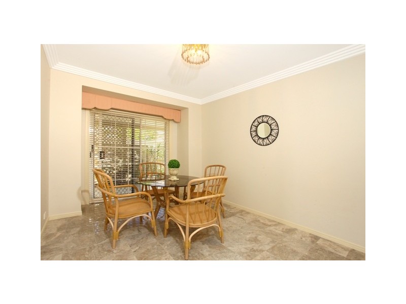 20 Darnay Road, Broadbeach Waters QLD 4218