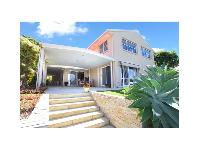 20 Darnay Road, Broadbeach Waters QLD 4218