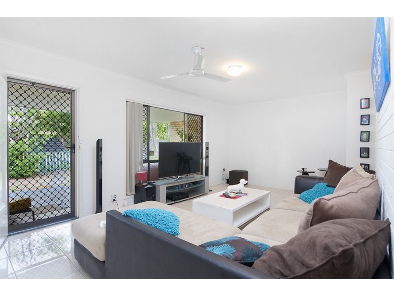 3 Mentone Avenue, Bundall QLD 4217